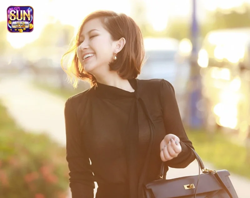 Bậc thầy chiến thuật Linh Miu Tác Giả Sun52 1 Tiểu sử Linh Miu